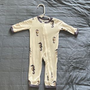 🌊💜KYTE BABY💜🌊 Snap Romper in Seahorse (Retired Print!), Size NB